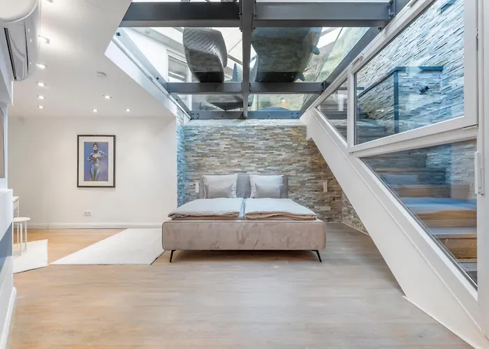 Appartement Aurion - Indoor Pool, Sauna , Jacuzzi & Fitness Düsseldorf