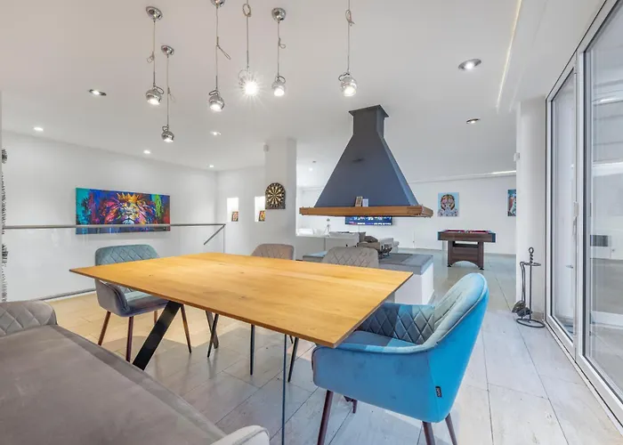 Appartement Aurion - Indoor Pool, Sauna , Jacuzzi & Fitness Düsseldorf