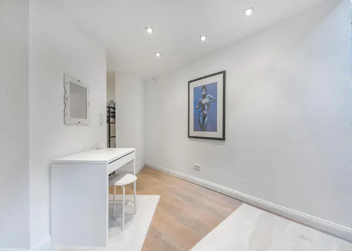 Aurion - Indoor Pool, Sauna , Jacuzzi & Fitness Appartement