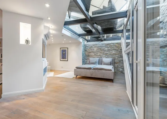 Апартаменты Aurion - Indoor Pool, Sauna , Jacuzzi & Fitness *