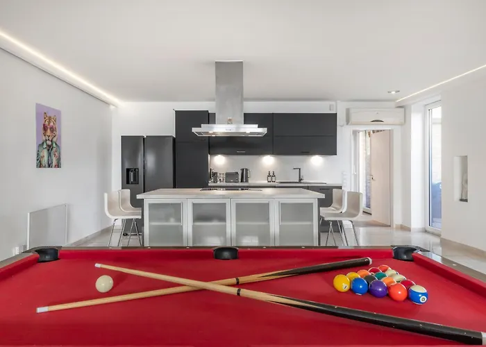 Aurion - Indoor Pool, Sauna , Jacuzzi & Fitness * 杜塞尔多夫